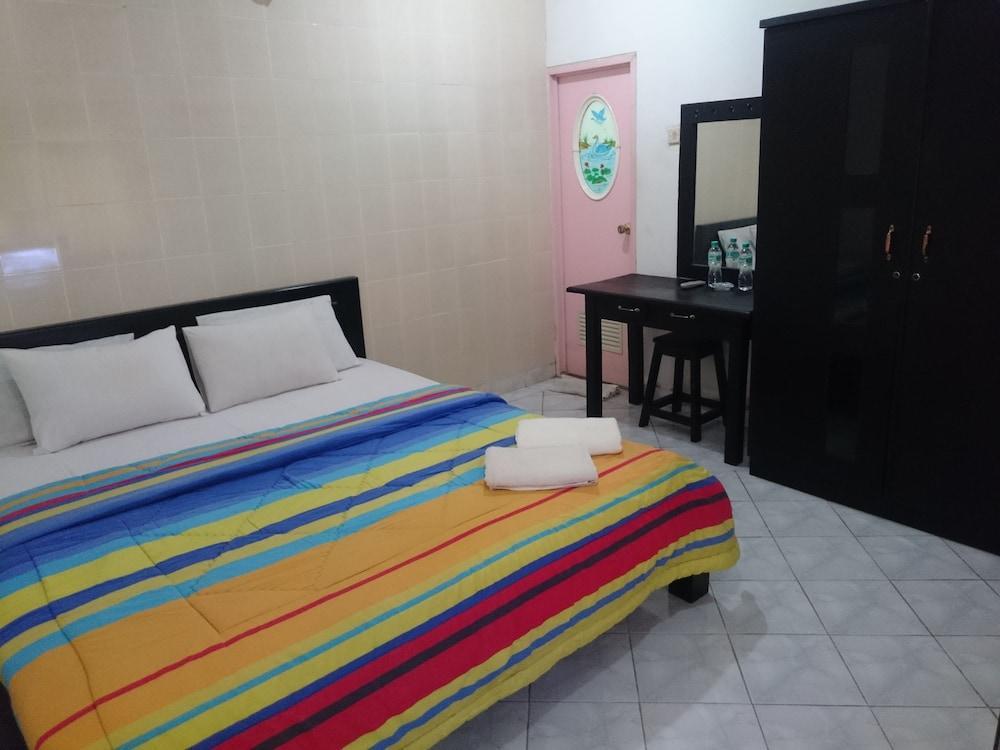 Sapta Petala Hotel Кута Экстерьер фото