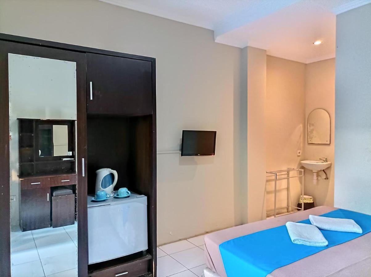 Sapta Petala Hotel Кута Экстерьер фото