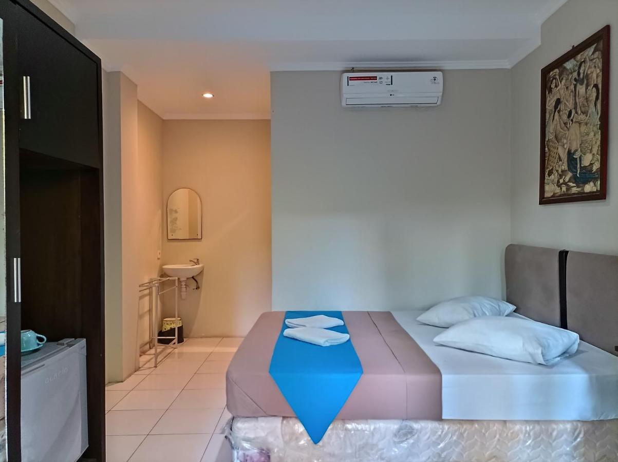 Sapta Petala Hotel Кута Экстерьер фото