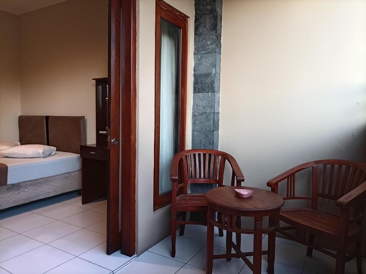 Sapta Petala Hotel Кута Экстерьер фото