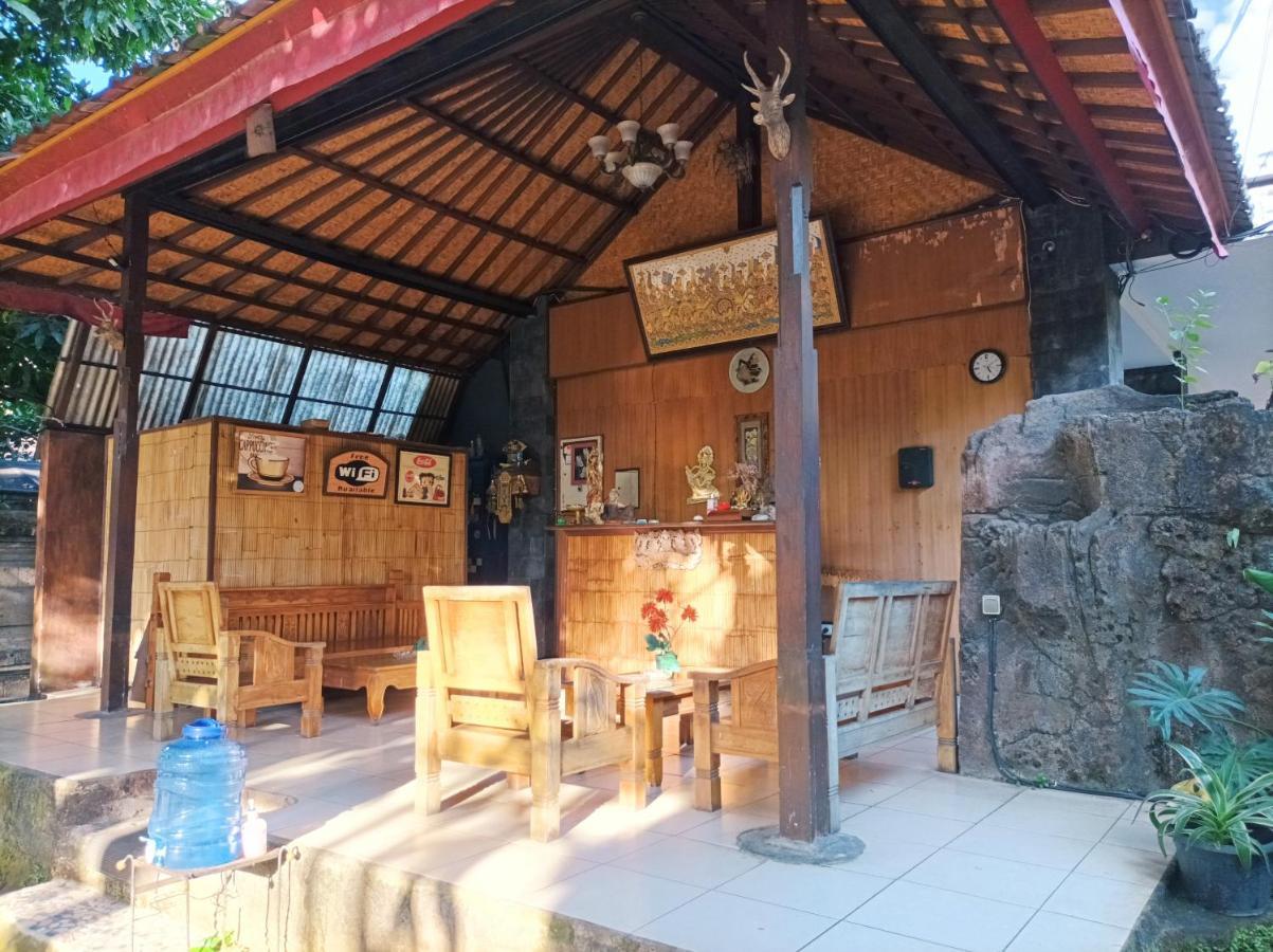 Sapta Petala Hotel Кута Экстерьер фото